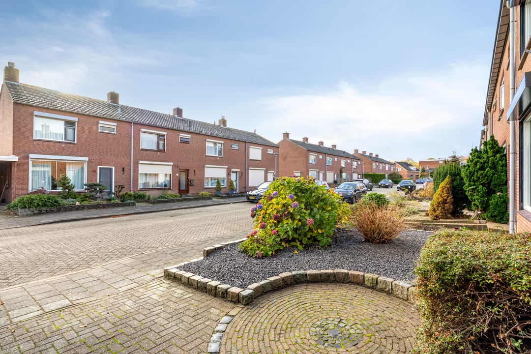 Foto 41 van Den Alst 23