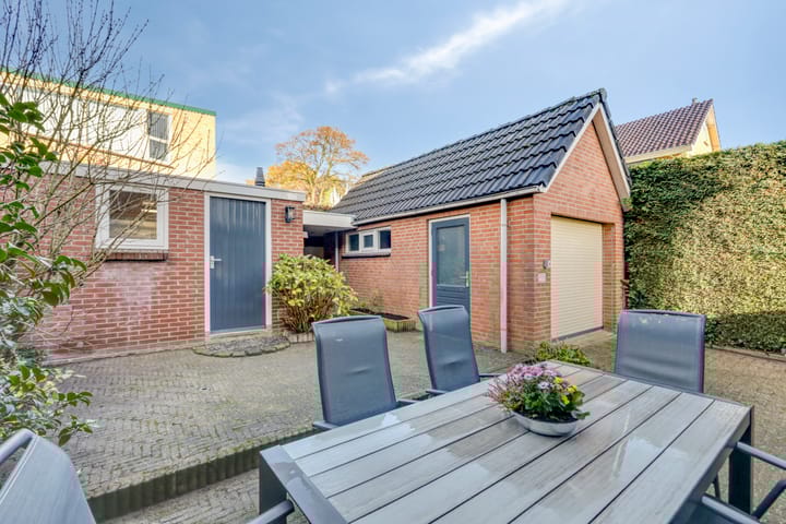 Foto 48 van Den Alst 23