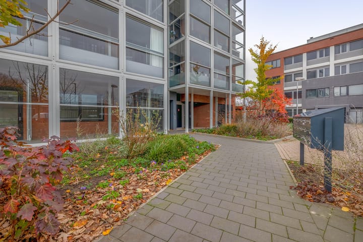 Photo 6 of Binnen Parallelweg 18