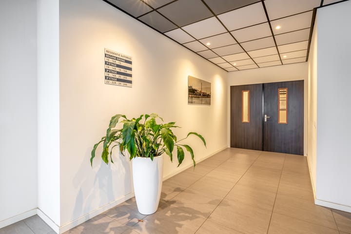 Photo 8 of Binnen Parallelweg 18