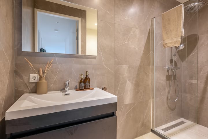 Photo 28 of Binnen Parallelweg 18