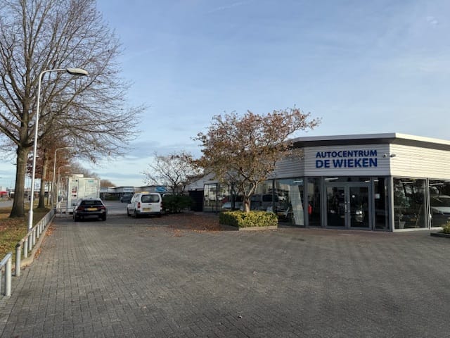 View photo 3 of Parmentierstraat 2-a