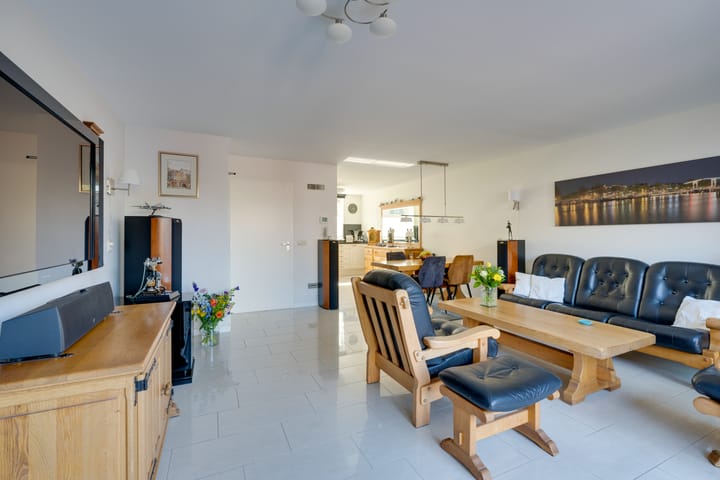 Foto 16 van Bisschop Romerostraat 37