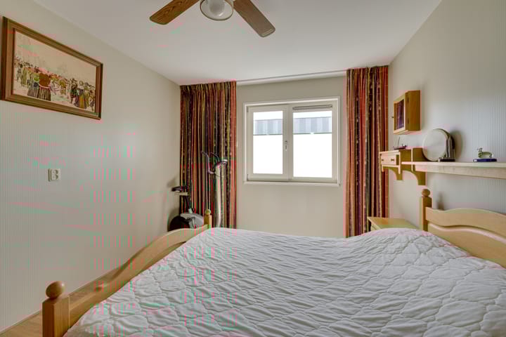 Foto 35 van Bisschop Romerostraat 37