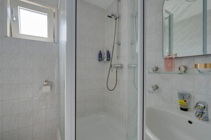 Foto 40 van Bisschop Romerostraat 37