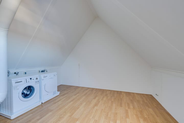 Foto 42 van Bisschop Romerostraat 37