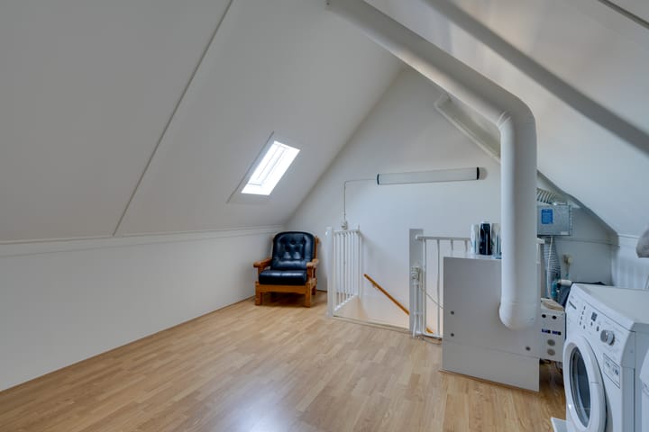 Foto 44 van Bisschop Romerostraat 37