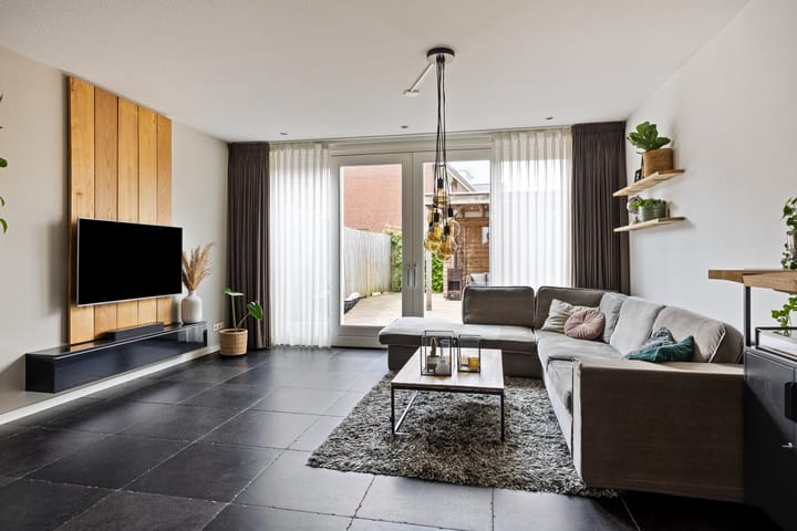 Photo 2 of Hellebaardlaan 4