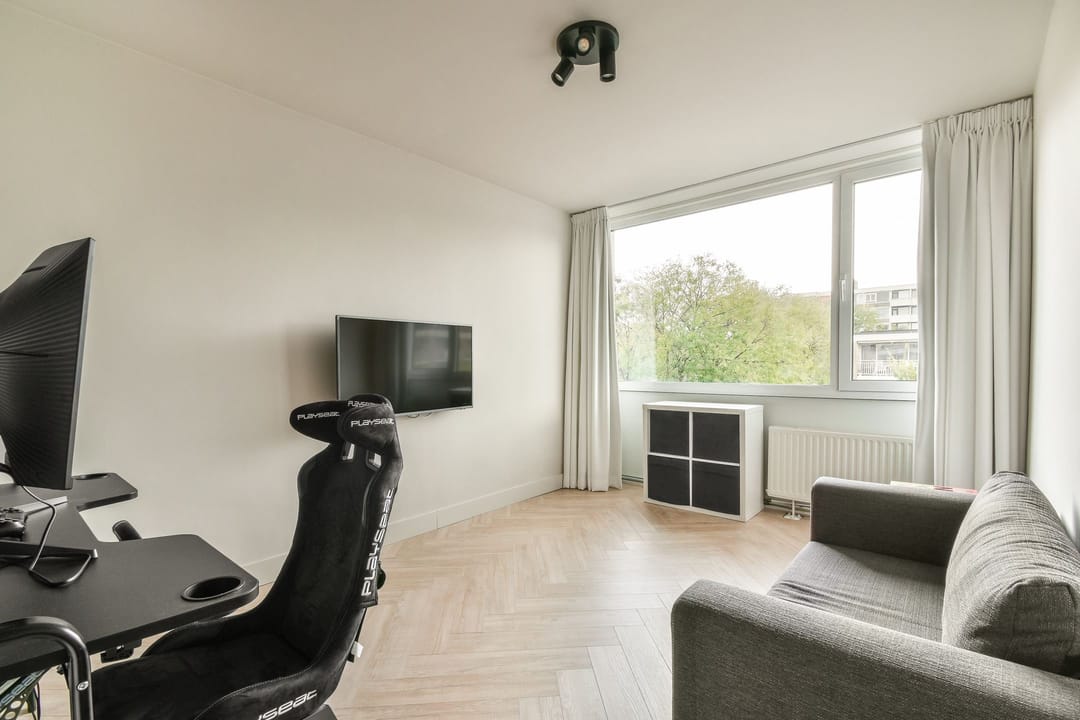 Photo 16 of Nederhoven 4