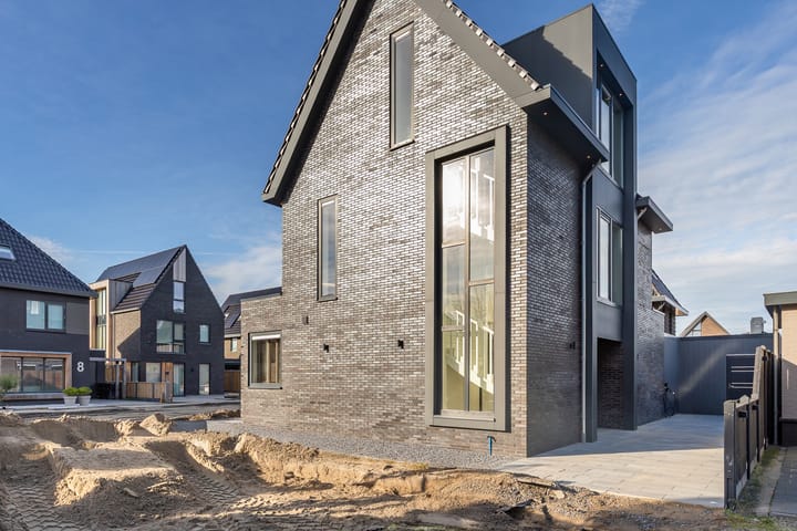 Foto 9 van Aleksandr Prochorovstraat 30