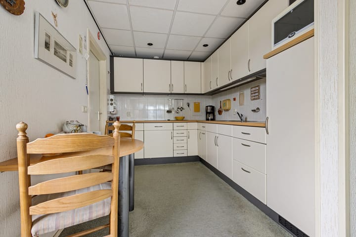 Photo 14 of Doerebout 12