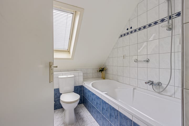 Photo 29 of Doerebout 12