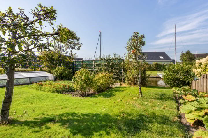 Photo 38 of Doerebout 12