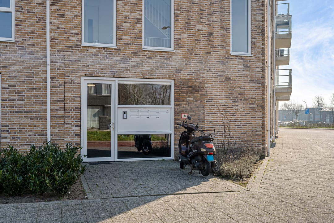 Photo 7 of Koolwitjelaan 93