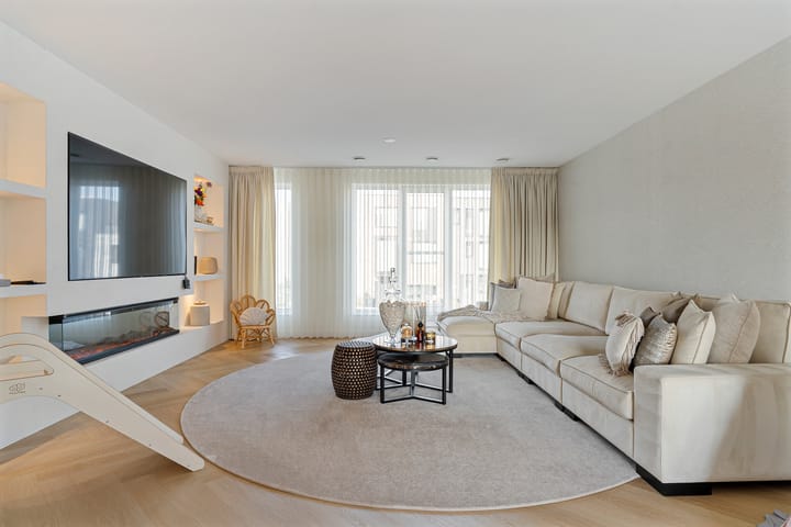 Foto 15 van Koolwitjelaan 93