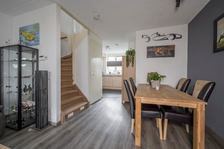 Foto 14 van Vuurvlinder 9