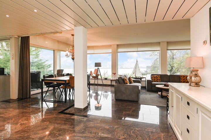 Foto 7 van Olivier van Noortlaan 25