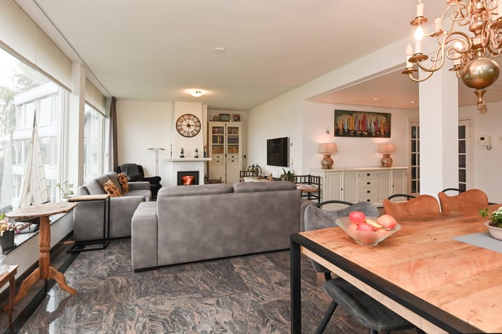 Foto 9 van Olivier van Noortlaan 25