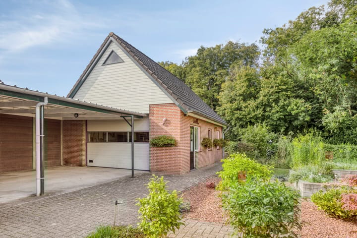 Foto 52 van Baron van der Heijdenln 1-B