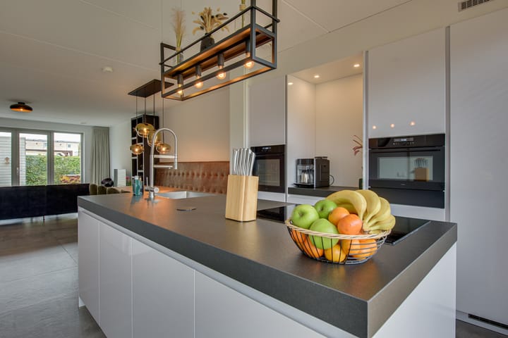 Foto 4 van Overschie 74