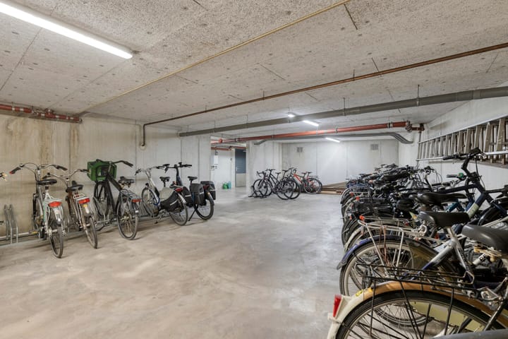 Foto 32 van Halfrond 72