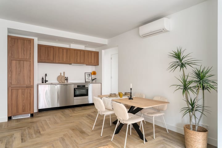 Photo 2 of Landstraat 8-A