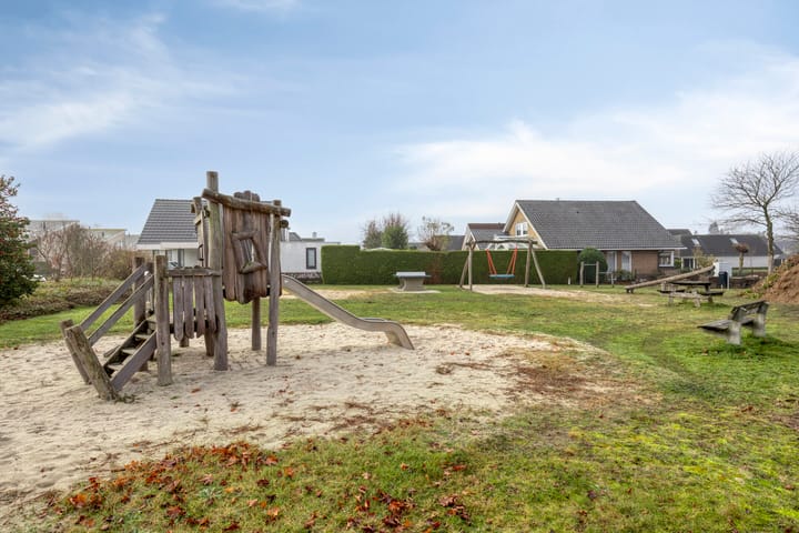 Foto 26 van B.A.A. Engelbertinklaan 136