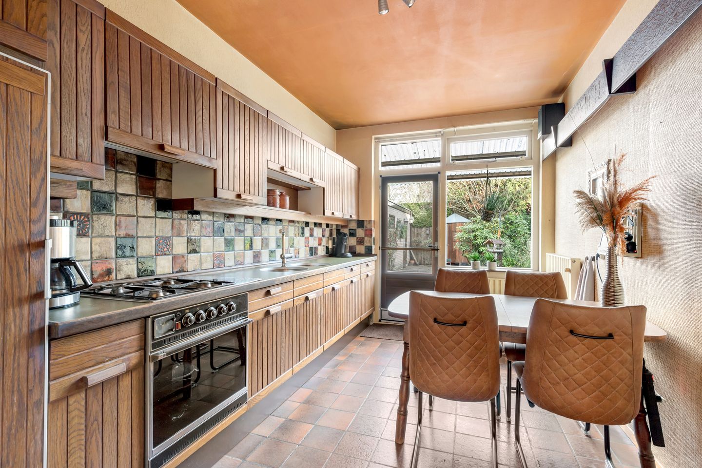 Foto 4 van Van Twillerstraat 8