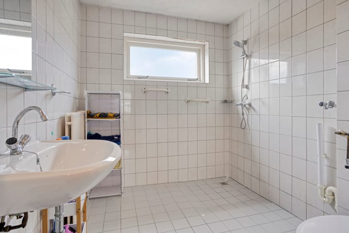 Photo 12 of Bastiaan de Langestraat 11