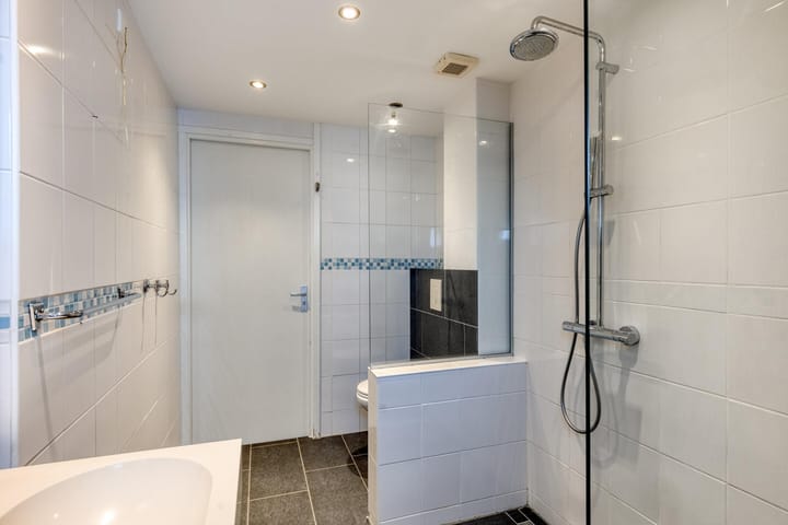 Photo 18 of Gladiolusstraat 35-A