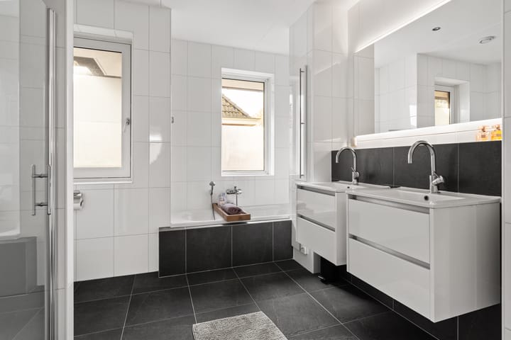 Photo 25 of Lanuariusweg 24