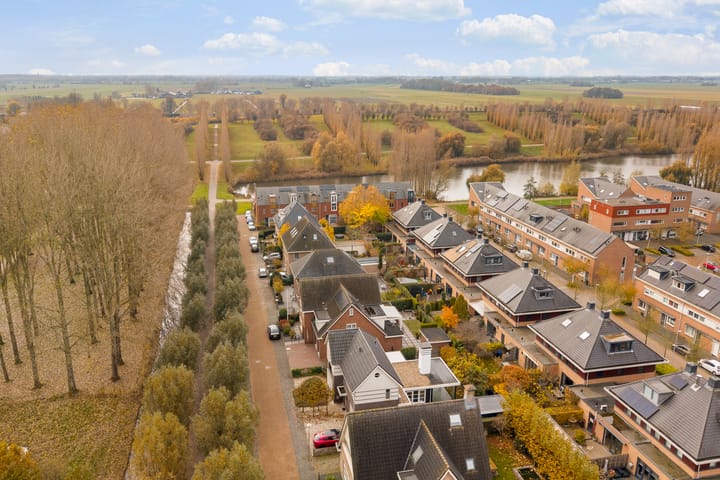 Photo 38 of Lanuariusweg 24