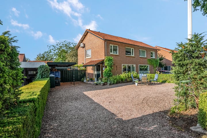 Kon Wilhelminaweg 38