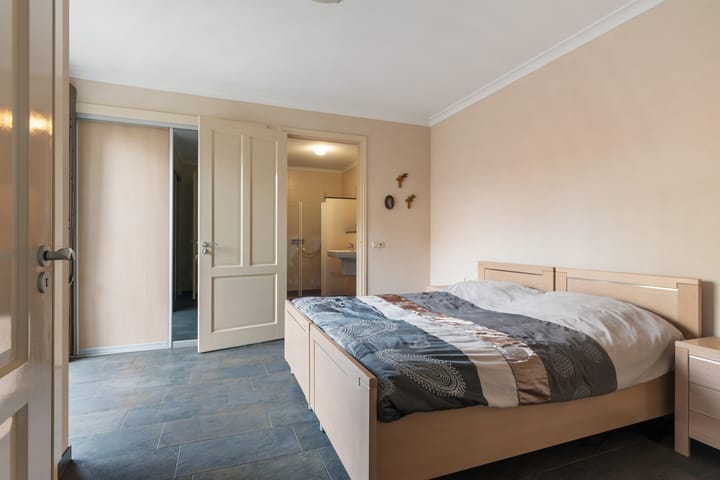 Foto 12 van Pastoor Willemspad 1