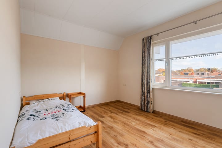 Foto 20 van Pastoor Willemspad 1