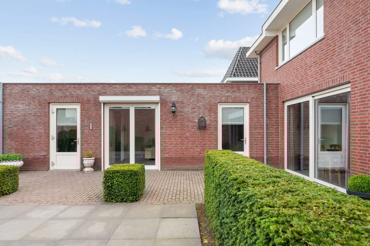 Foto 31 van Pastoor Willemspad 1