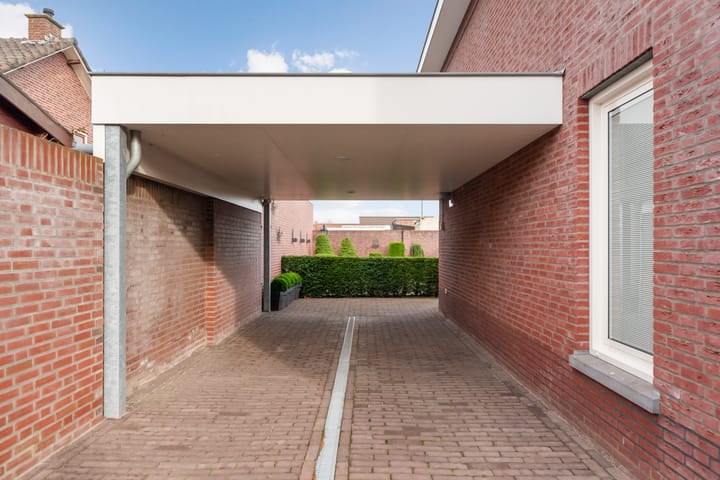 Foto 32 van Pastoor Willemspad 1