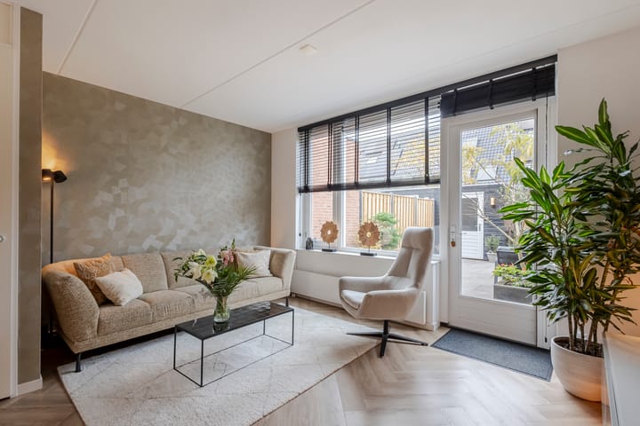 Photo 5 of Troelstrastraat 15