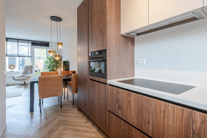 Photo 9 of Troelstrastraat 15