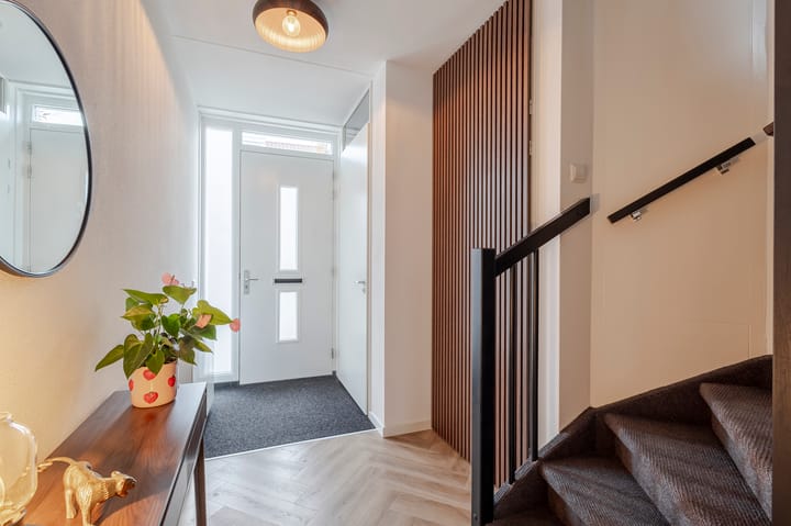 Photo 12 of Troelstrastraat 15