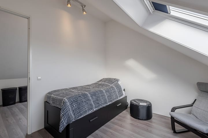 Photo 24 of Troelstrastraat 15