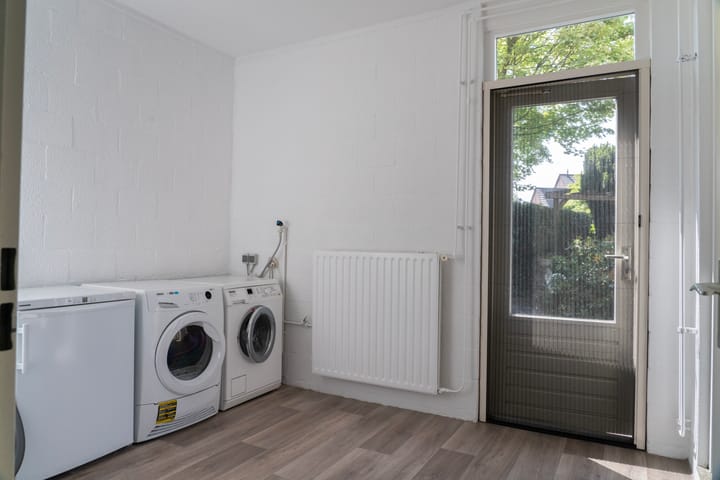 Foto 10 van Weegbree 6