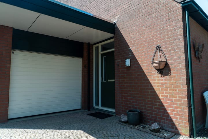 Foto 12 van Weegbree 6