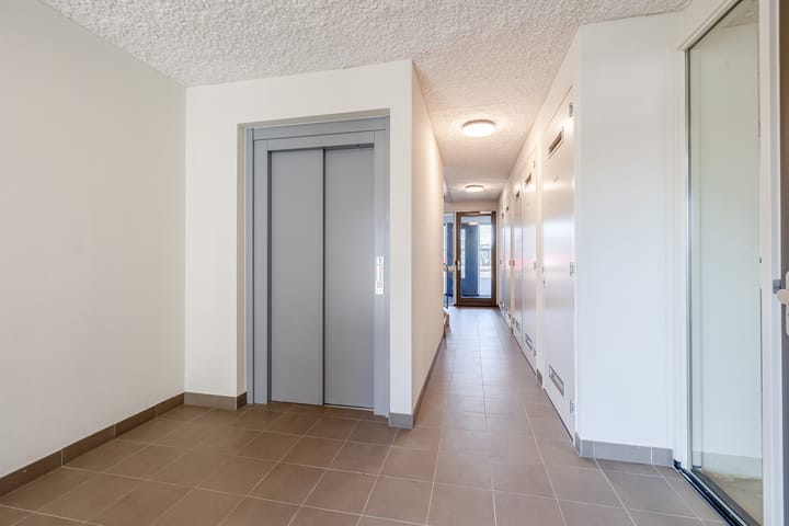 Photo 9 of Spoorpad 8-C