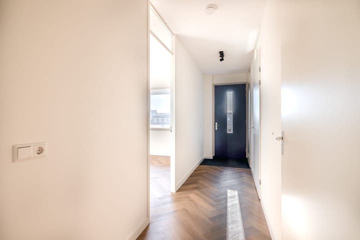 Photo 12 of Spoorpad 8-C