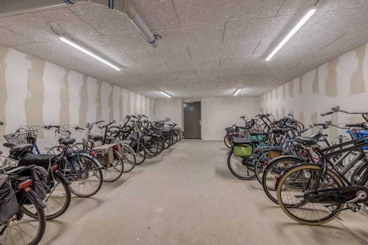 Photo 29 of Spoorpad 8-C