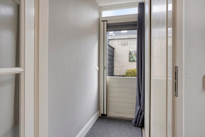 Foto 13 van Van der Sevenderlaan 7