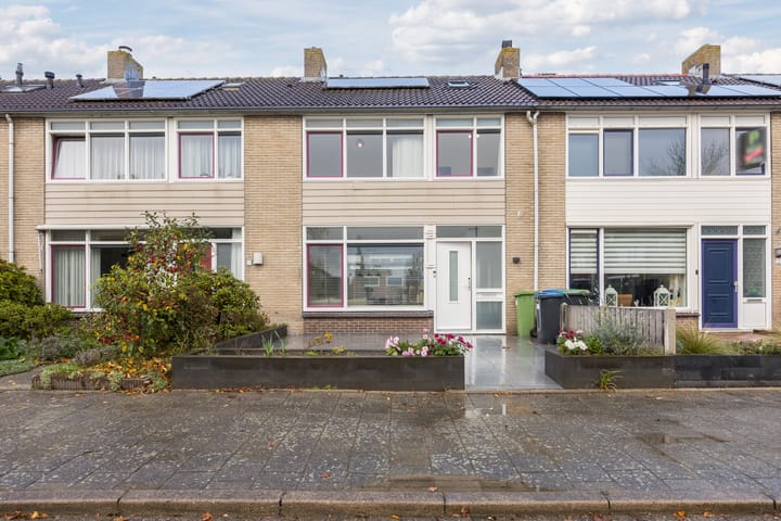 Photo 2 of Regerstraat 11