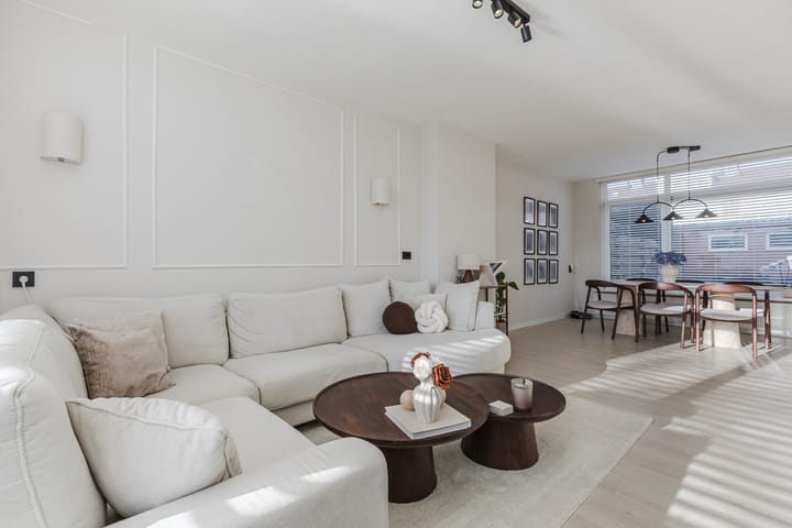 Photo 8 of Regerstraat 11