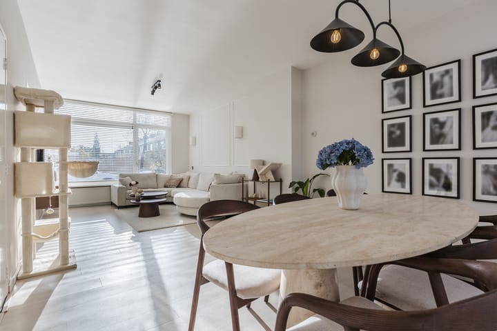 Photo 12 of Regerstraat 11